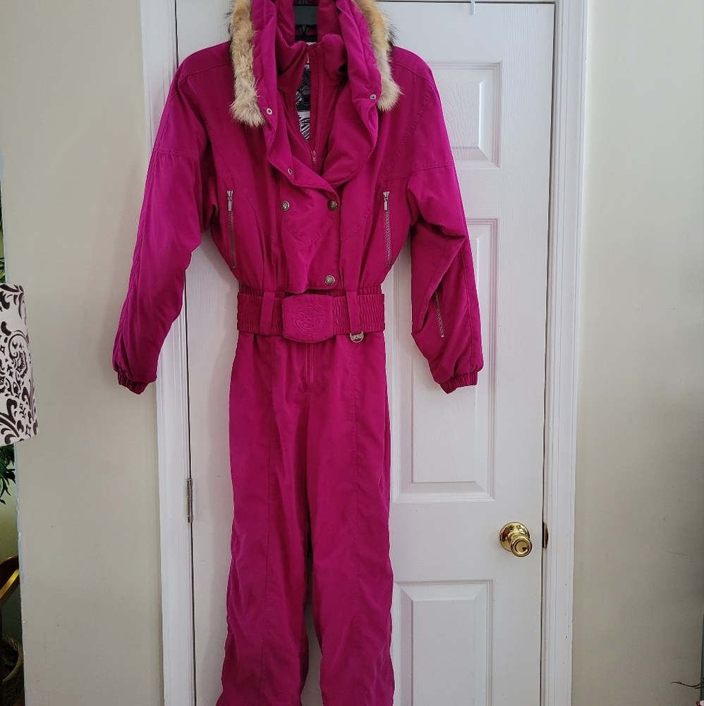Nils Women's Skiwear. Snow suit hot Pink color.